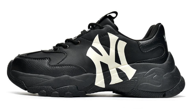 MLB Big Ball Chunky New York Yankees Sneakers – Black