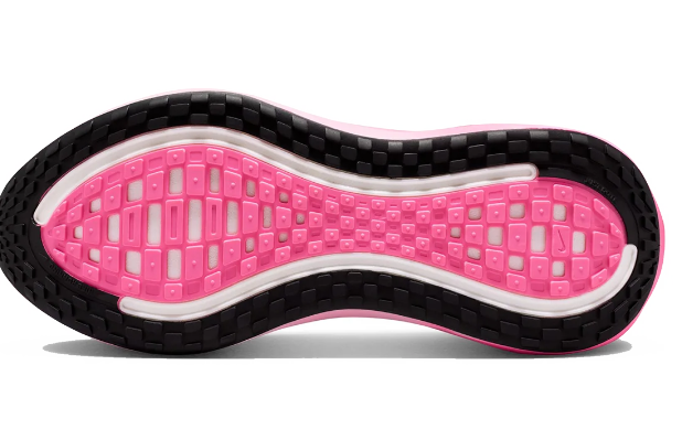 Nike Vomero Plus  (179)