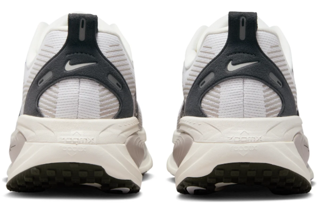 Nike Vomero 18 'Run Pack Summit White' – IB5726-100
