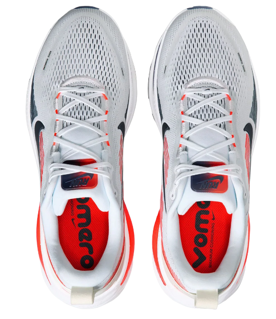 Nike Vomero 18  (168)