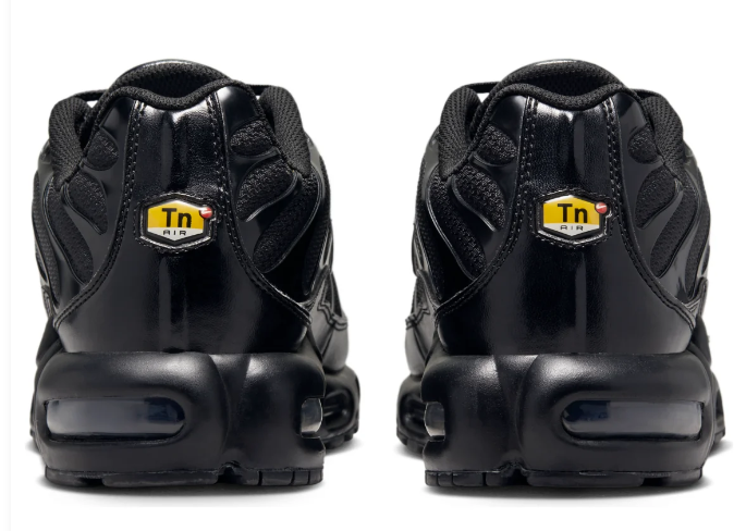 Nike Air Max Plus “Triple Black” | 604133-050
